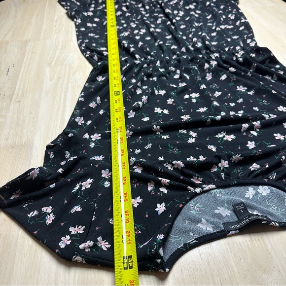 Banana Republic Black Floral Print Flounce Hem Blouson Dress Ruffle Womens Small - Picture 9 of 9